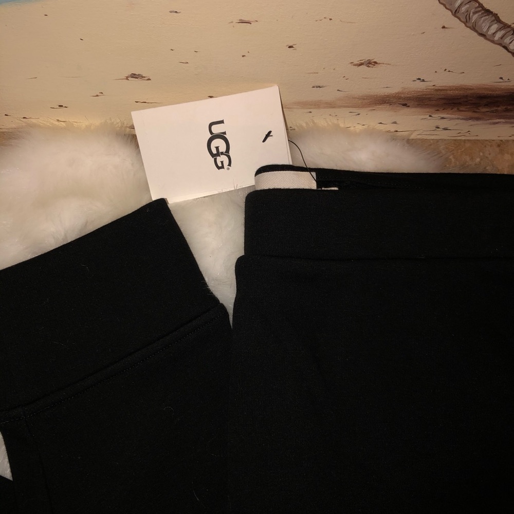 ⚠️ 1 LEFT! UGG jogger pants black - Picture 5 of 8